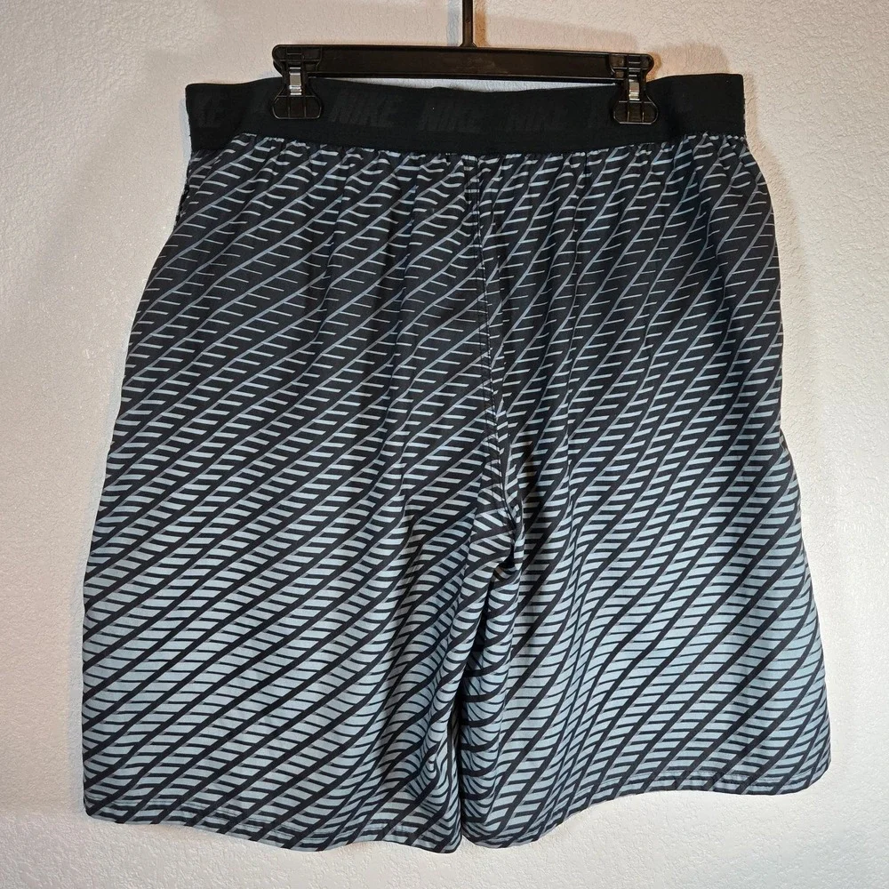 Nike Swim NESS7414 Mens XL Gray Blue Geometric Print‎ Volley Swim Trunks Lined